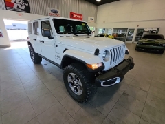 Used 2019  Jeep Wrangler Unlimited Sahara 4x4 at Maxx Loans near St&period; Adrian&comma; MI