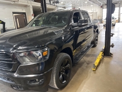 Used 2019  Ram 1500 Big Horn&sol;Lone Star 4x4 Crew Cab 5'7" Box at Maxx Loans near St&period; Adrian&comma; MI