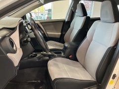 Used 2017  Toyota RAV4 Hybrid AWD &lpar;Natl&rpar; at Maxx Loans near St&period; Adrian&comma; MI