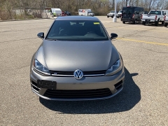 Used 2017 Volkswagen Golf R 4-Door DSG w/DCC/Nav at Maxx Loans near ,