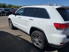 Used 2019 Jeep Grand Cherokee Limited 4x4 at Suburban Ford of Sterling Heights near Sterling Heights, MI