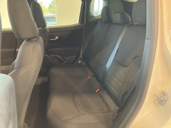 Used 2020  Jeep Renegade Latitude 4x4 at Maxx Loans near St. Adrian, MI