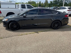 Used 2015  Ford Fusion 4d Sedan SE 2&period;5L at Maxx Loans near St&period; Adrian&comma; MI