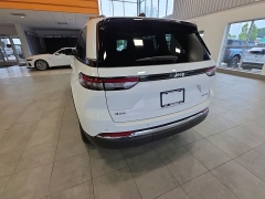 Used 2023  Jeep Grand Cherokee Laredo 4x4 at Maxx Loans near St&period; Adrian&comma; MI