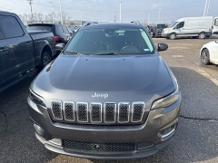 Used 2021  Jeep Cherokee Latitude Lux FWD at Maxx Loans near St&period; Adrian&comma; MI