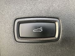 Used 2019  Porsche Cayenne 4d SUV AWD at Maxx Loans near St&period; Adrian&comma; MI