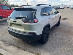 Used 2019 Jeep Cherokee Altitude 4x4 at Maxx Loans near St. Adrian, MI