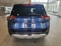 Used 2022  Nissan Rogue FWD Platinum at Maxx Loans near St&period; Adrian&comma; MI