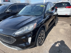 Used 2020  Ford Escape 4d SUV AWD Titanium at Maxx Loans near St&period; Adrian&comma; MI