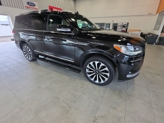 Used 2022  Lincoln Navigator Reserve 4x4 at Maxx Loans near St&period; Adrian&comma; MI