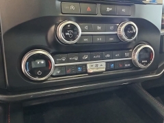 Used 2023  Ford Expedition Limited 4x4 at Maxx Loans near St&period; Adrian&comma; MI