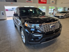 Used 2023  Ford Explorer Platinum 4WD at Maxx Loans near St&period; Adrian&comma; MI