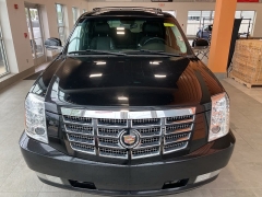 Used 2012 Cadillac Escalade 4d SUV AWD Luxury at Maxx Loans near ,
