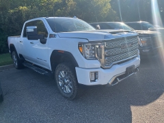 Used 2020 GMC Sierra 3500HD 4WD Crew Cab Denali at Suburban Ford of Sterling Heights near Sterling Heights, MI