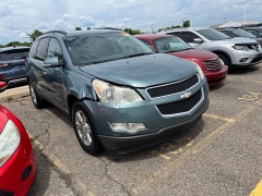 Used 2009  Chevrolet Traverse FWD 4dr LT w&sol;1LT at Maxx Loans near St&period; Adrian&comma; MI