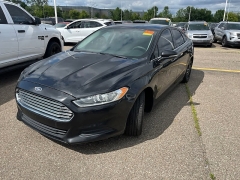 Used 2015  Ford Fusion 4d Sedan SE 2&period;5L at Maxx Loans near St&period; Adrian&comma; MI