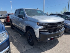 Used 2021 Chevrolet Silverado 1500 4WD Crew Cab 147" LT Trail Boss at Maxx Loans near ,