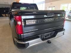 Used 2021  Chevrolet Silverado 1500 4WD Crew Cab 147" LT w&sol;1LT at Maxx Loans near St&period; Adrian&comma; MI