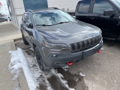Used 2020  Jeep Cherokee Trailhawk Elite 4x4 at Maxx Loans near St&period; Adrian&comma; MI
