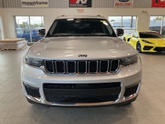 Used 2021  Jeep Grand Cherokee L Limited 4x4 at Maxx Loans near St. Adrian, MI