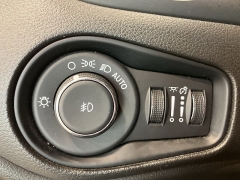 Used 2022  Jeep Renegade Altitude 4x4 at Maxx Loans near St. Adrian, MI