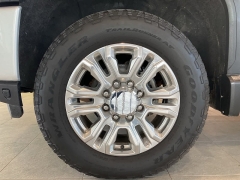 Used 2022  GMC Sierra 3500HD 4WD Crew Cab Denali at Maxx Loans near St. Adrian, MI