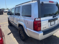 Used 2007 Jeep Commander 4WD 4dr Sport at Maxx Loans near St. Adrian, MI