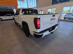 Used 2021  GMC Sierra 1500 4WD Crew Cab 147" Denali at Maxx Loans near St&period; Adrian&comma; MI