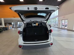 Used 2019  Toyota Highlander V6 AWD &lpar;Natl&rpar; at Maxx Loans near St&period; Adrian&comma; MI