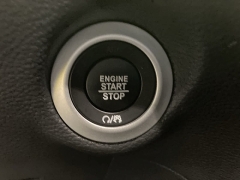 Used 2026  Chrysler Pacifica Limited FWD at Maxx Loans near St. Adrian, MI