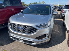 Used 2020 Ford Edge 4d SUV AWD Titanium at Suburban Ford of Sterling Heights near Sterling Heights, MI