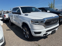 Used 2019 Ram 1500 4WD Crew Cab Limited at Suburban Ford of Sterling Heights near Sterling Heights, MI