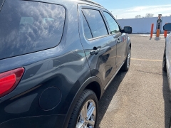 Used 2017  Ford Explorer 4d SUV 4WD XLT at Maxx Loans near St&period; Adrian&comma; MI