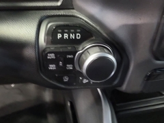 Used 2021  Ram 1500 Big Horn 4x4 Crew Cab 5'7" Box at Maxx Loans near St&period; Adrian&comma; MI