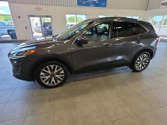 Used 2020  Ford Escape 4d SUV AWD Titanium at Maxx Loans near St&period; Adrian&comma; MI