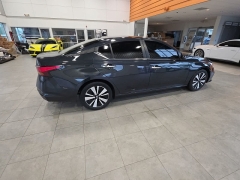 Used 2022  Nissan Altima 2&period;5 SV Sedan at Maxx Loans near St&period; Adrian&comma; MI