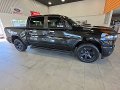 Used 2025  Ram 1500 Big Horn 4x4 Crew Cab 5'7" Box at Maxx Loans near St&period; Adrian&comma; MI