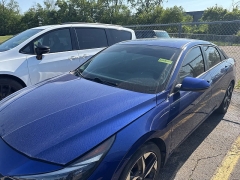 Used 2023  Hyundai Elantra Limited IVT at Maxx Loans near St&period; Adrian&comma; MI