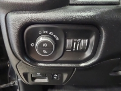 Used 2019  Ram 1500 Big Horn&sol;Lone Star 4x4 Crew Cab 5'7" Box at Maxx Loans near St&period; Adrian&comma; MI
