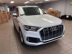 Used 2021 Audi Q7 Premium Plus 45 TFSI quattro at Suburban Ford of Sterling Heights near Sterling Heights, MI