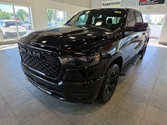 Used 2025  Ram 1500 Big Horn 4x4 Crew Cab 5'7" Box at Maxx Loans near St&period; Adrian&comma; MI