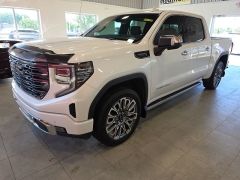Used 2023  GMC Sierra 1500 4WD Crew Cab 147" Denali Ultimate at Maxx Loans near St&period; Adrian&comma; MI