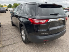 Used 2019 Chevrolet Traverse 4d SUV AWD LT Cloth w/1LT at Suburban Ford of Sterling Heights near Sterling Heights, MI