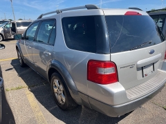 Used 2006 Ford Freestyle 4d SUV AWD SEL at Maxx Loans near St. Adrian, MI