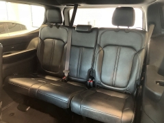 Used 2024  Jeep Wagoneer Series II 4x4 at Maxx Loans near St&period; Adrian&comma; MI