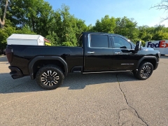 Used 2024  GMC Sierra 3500HD 4WD Crew Cab 159" Denali Ultimate at Maxx Loans near St&period; Adrian&comma; MI