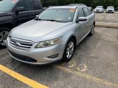 Used 2011  Ford Taurus 4d Sedan SEL at Maxx Loans near St&period; Adrian&comma; MI