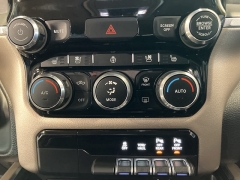 Used 2019  Ram 1500 4WD Crew Cab Laramie at Maxx Loans near St&period; Adrian&comma; MI