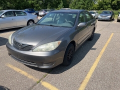 Used 2005 Toyota Camry 4dr Sdn V6 Auto (Natl) at Maxx Loans near ,