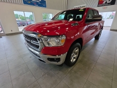 Used 2019  Ram 1500 Big Horn&sol;Lone Star 4x4 Crew Cab 5'7" Box at Maxx Loans near St&period; Adrian&comma; MI